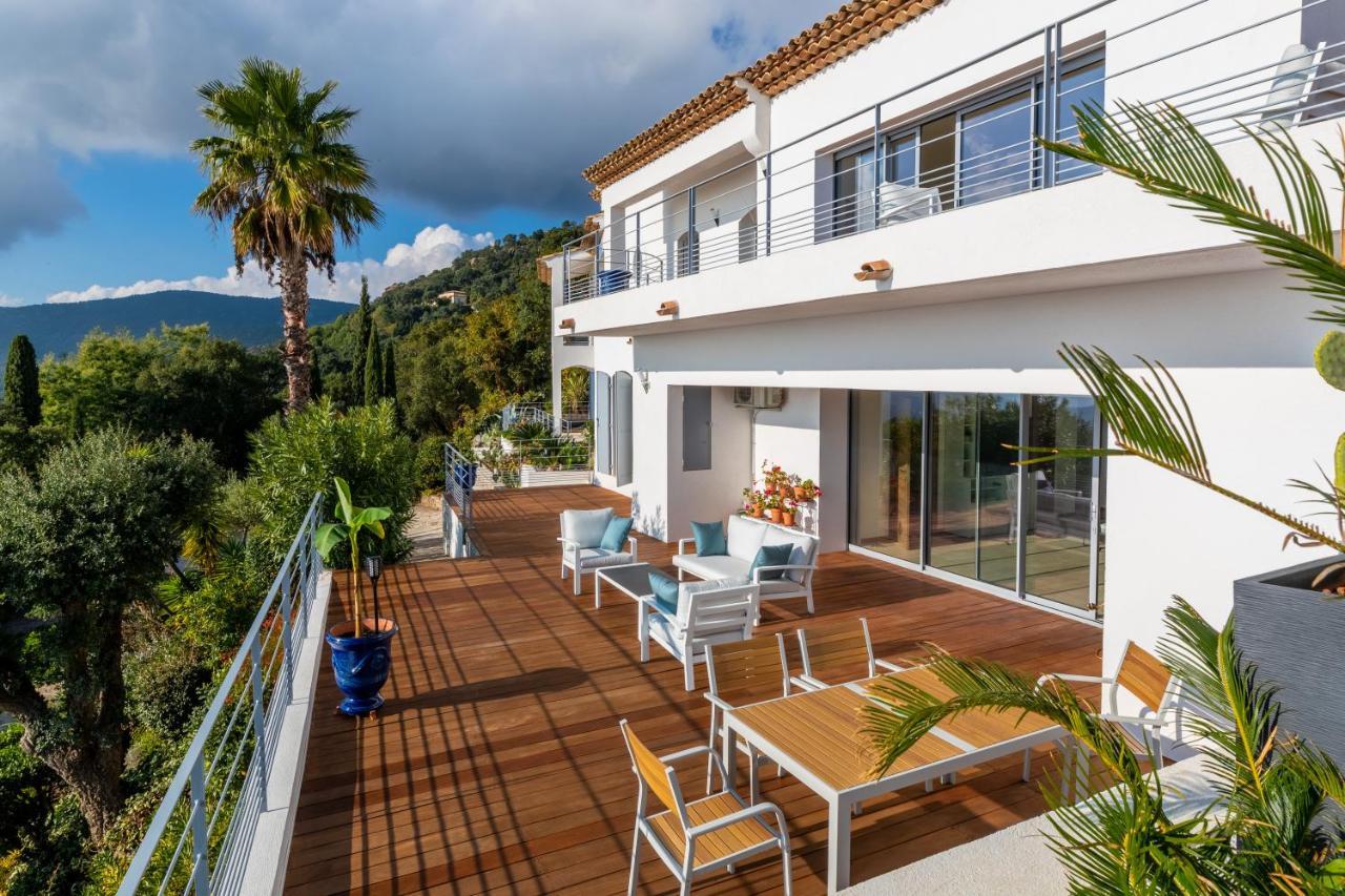 Vistazur Luxueux appartement avec terrasse et piscine Le Le Rayol-Canadel-sur-Mer Esterno foto