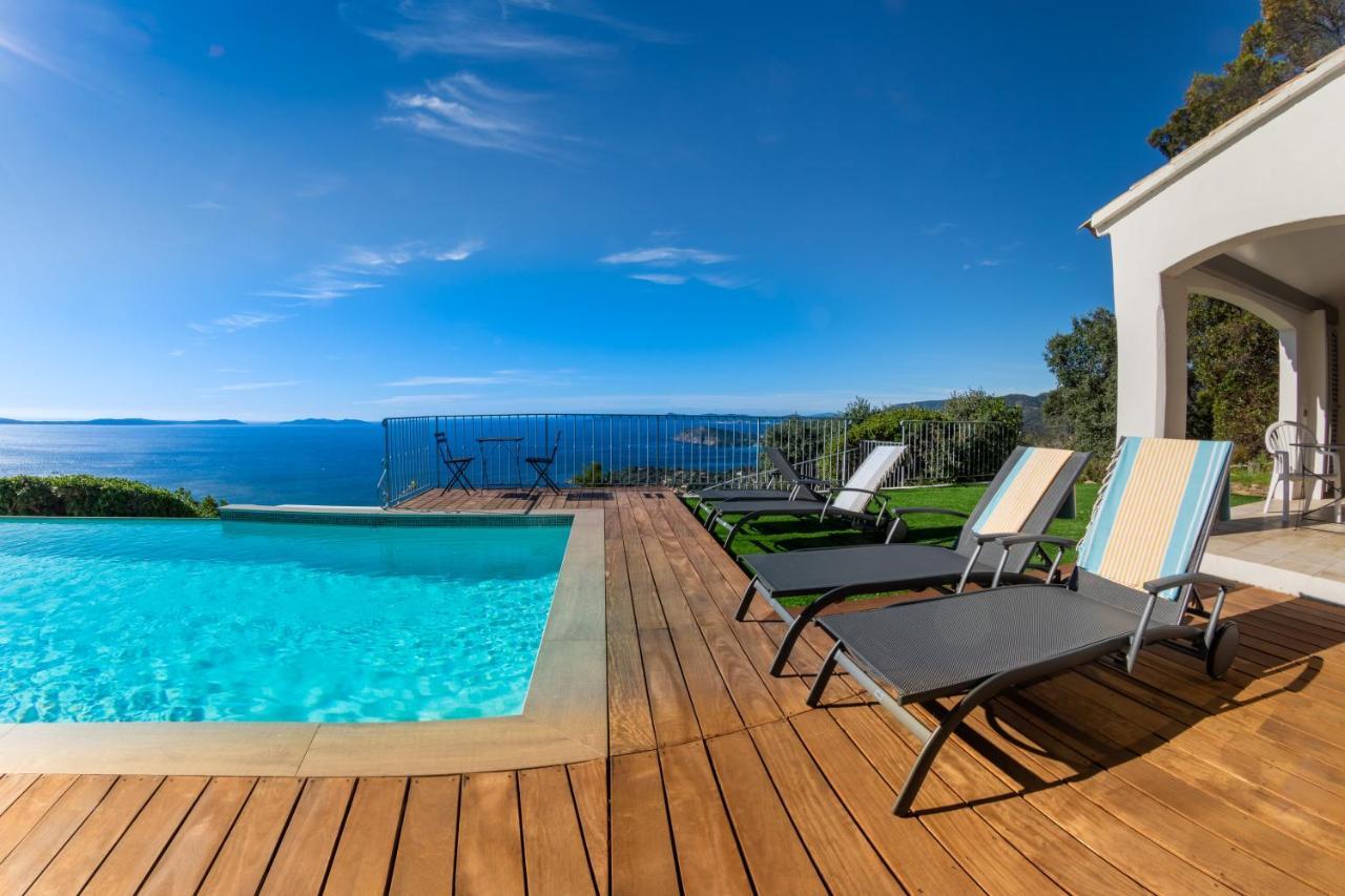 Vistazur Luxueux appartement avec terrasse et piscine Le Le Rayol-Canadel-sur-Mer Esterno foto