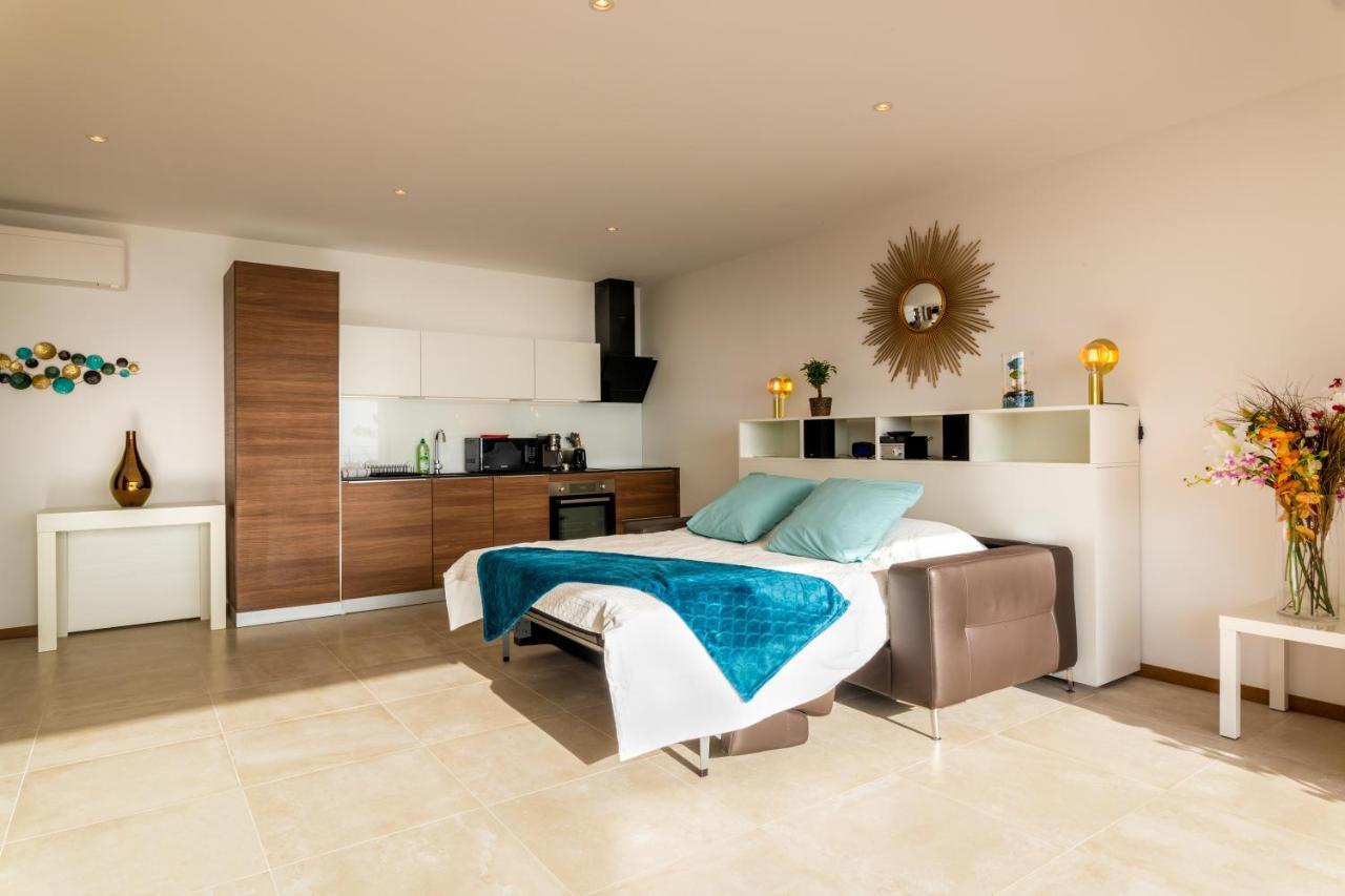 Vistazur Luxueux appartement avec terrasse et piscine Le Le Rayol-Canadel-sur-Mer Esterno foto