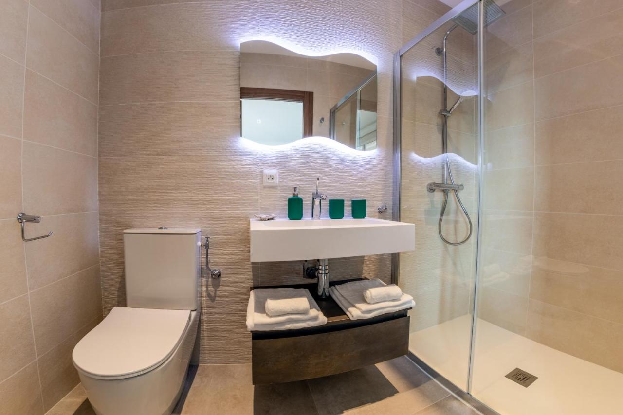 Vistazur Luxueux appartement avec terrasse et piscine Le Le Rayol-Canadel-sur-Mer Esterno foto